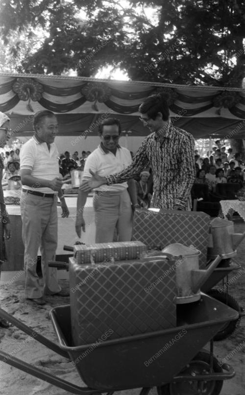 KB03_11082015_ALAM_SEKITAR