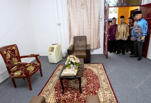 TAN SRI TENGKU MOHAMAD RIZAM TENGKU ABDUL AZIZ