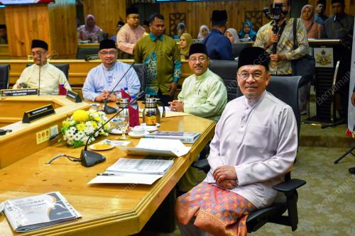 DATUK SERI ANWAR IBRAHIM