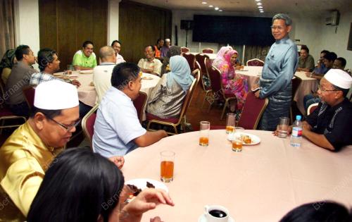 MUSTAPA MOHAMED