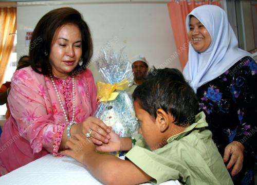 ROSMAH MANSOR