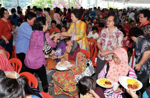KB03_15022013_RAYA_CINA