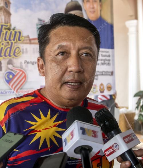 DATUK AHMAD JAZLAN YAAKUB