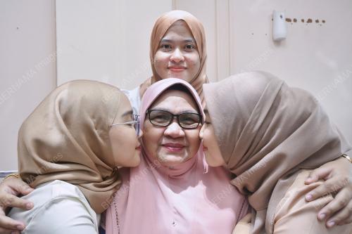 PASANGAN KEMBAR BERTUKAR