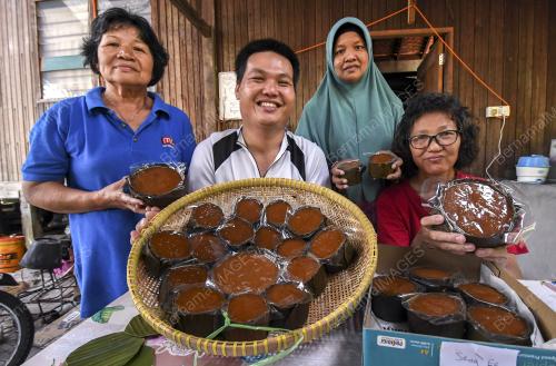 KUIH BAKUL TRADISIONAL