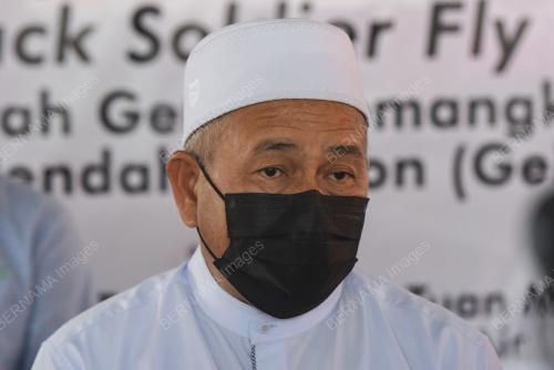 DATUK SERI TUAN IBRAHIM TUAN MAN