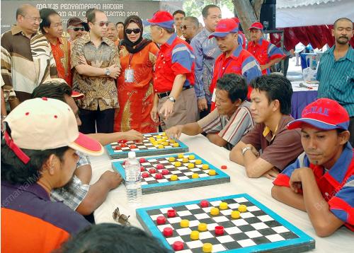 TENGKU MUHAMMAD FAKRY PETRA SULTAN ISMAIL PETRA