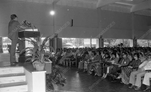 KB03_18022015_SEMINAR_PENDIDIKAN