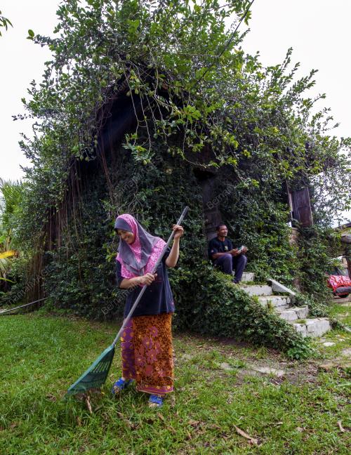 KB03_18062015_RUMAH_HOBBIT