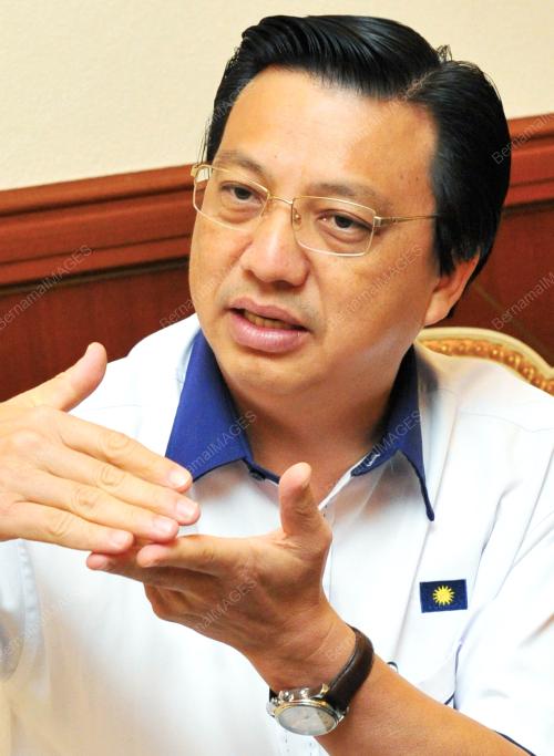 DATUK SERI LIOW TIONG LAI