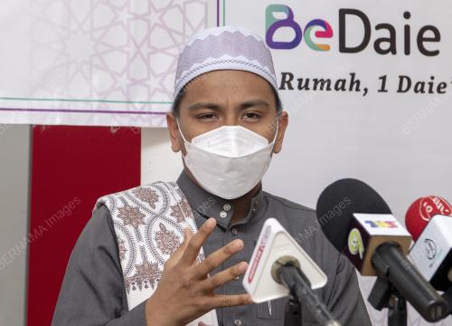 MUHAMMAD AMAR MIRZA AB KADIR