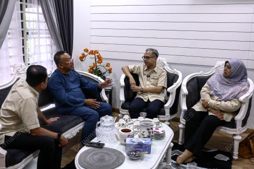 FAHMI FADZIL