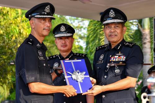 DATUK AZMAN AYOB