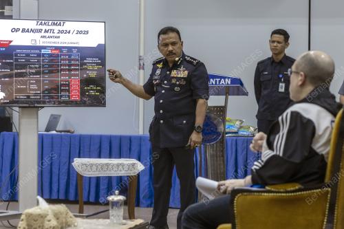 TENGKU MUHAMMAD FAKHRY PETRA