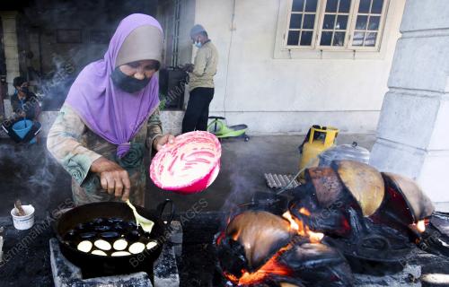 KUIH NEKBAT