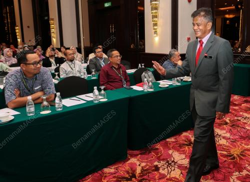 DATUK DR ZAINI HUSSIN