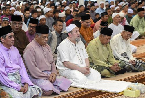 KB03_22082018_AGONG