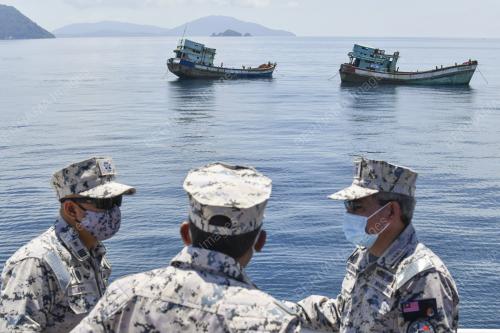 LAKSAMANA MADYA MARITIM KAMARUSZAMAN ABU HASSAN
