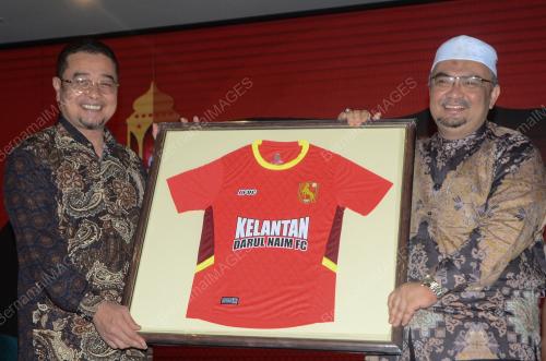 DATUK DR MOHAMED FADZLI HASSAN