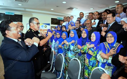 KB03_25102017_BEBAS_RASUAH