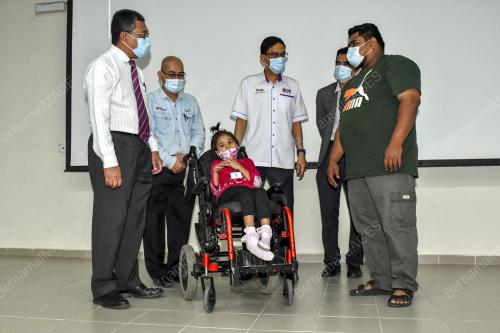 DATUK IR DR ABDUL RAHMAN MOHAMED