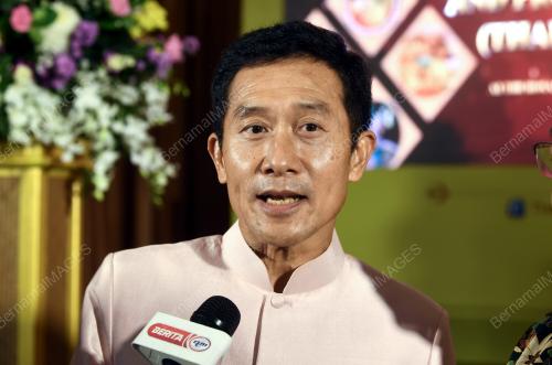 CHAINARONG KERATIYUTWONG