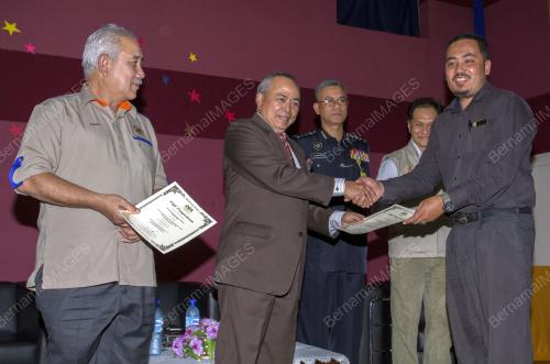 KB03_27092017_LATIHAN_BN201709266536