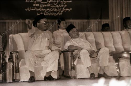 TUN GHAFAR BABA