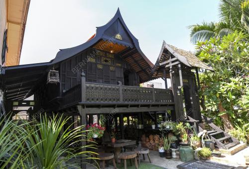 RUMAH TIANG 12