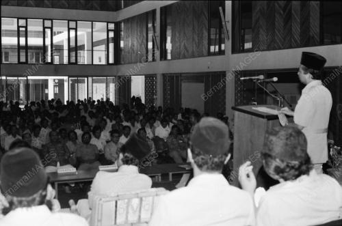 TENGKU RAZALEIGH HAMZAH
