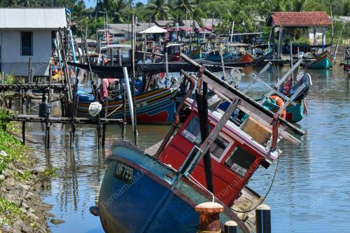 NELAYAN PANTAI