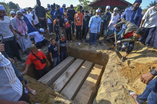 KEBUMI JENAZAH KEMALANGAN