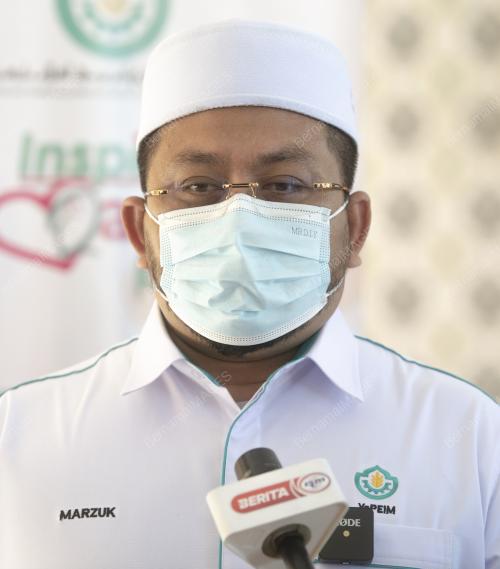 AHMAD MARZUK SHAARY
