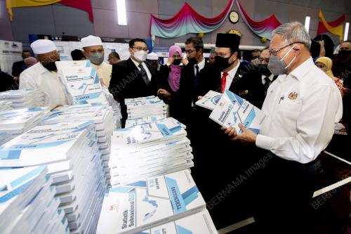 DATUK SERI MUSTAPA MOHAMED