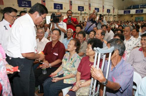 KB03_30012011_WARGA_TUA