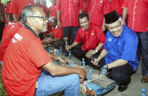 KB03_30042016_UMNO