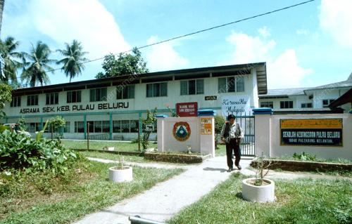 KB04-_26_09_2000_SEKOLAH-TAUN_13012016
