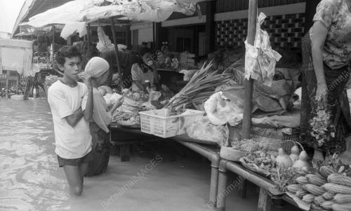 KB041_06022015_BANJIR_DI_KELANTAN