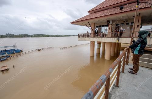 TINJAUAN SUNGAI KELANTAN