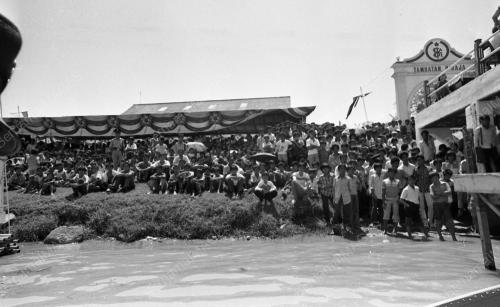 PESTA PANTAI
