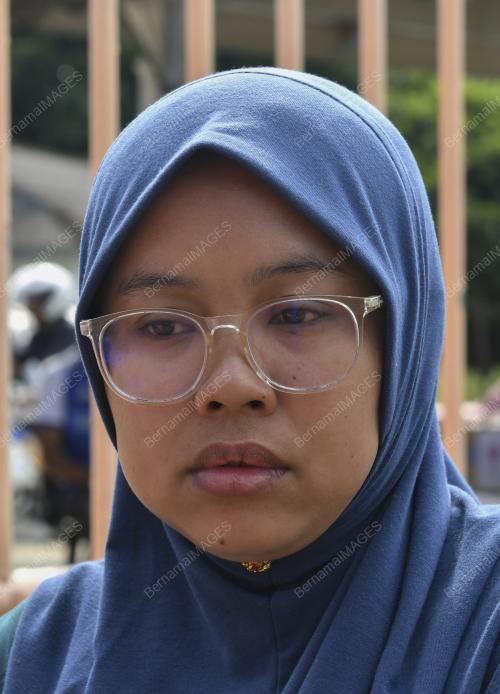 SITI AYU ISHAK