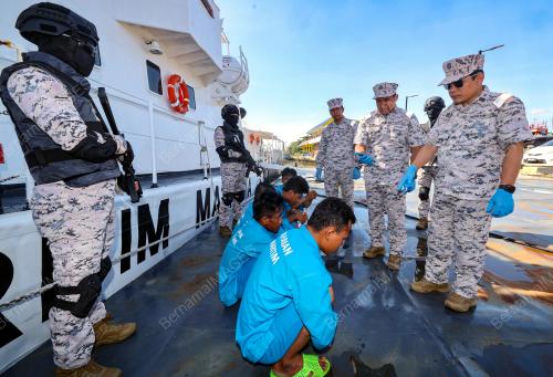 KEPTEN MARITIM SYED NOR ADLI SYED AB RAHMAN
