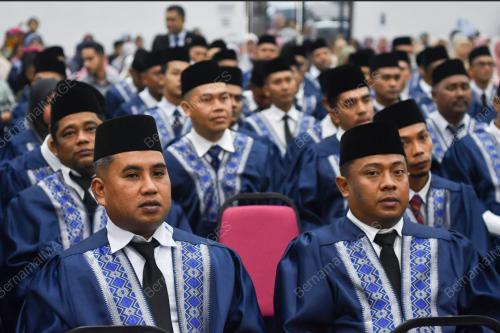 MAJLIS PENYAMPAIAN SIJIL PERHEBAT
