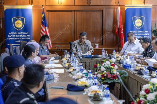 DATUK SERI SAIFUDDIN NASUTION
