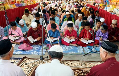 MUSTAPA MOHAMED