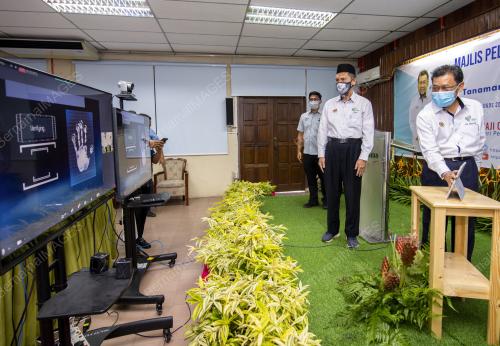 DATUK CHE ABDULLAH MAT NAWI