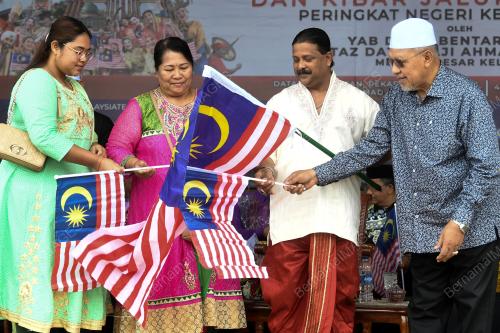 DATUK AHMAD YAKOB