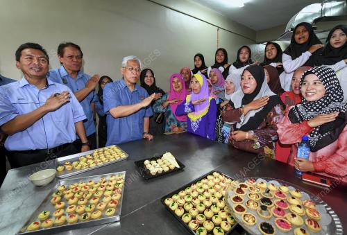 KB04_04112017_KOLEJ_BN201711020140