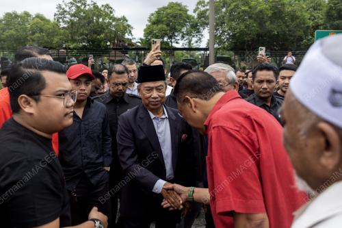 TAN SRI MUHYIDDIN YASSIN