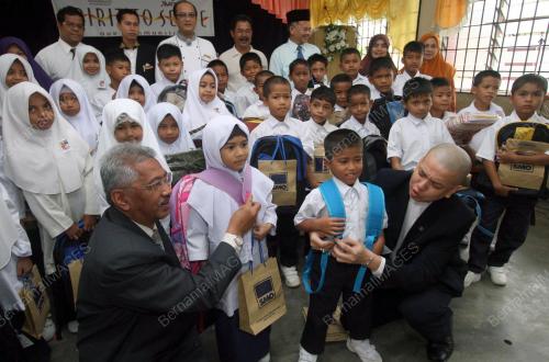 PROJEK AMAL
